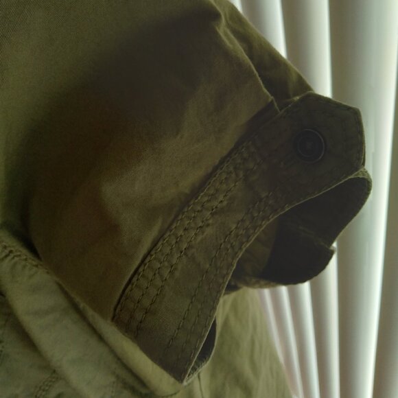 Vintage Y2K Sonoma Olive Green Fitted Button Up Top with Button Detail - Picture 4 of 4